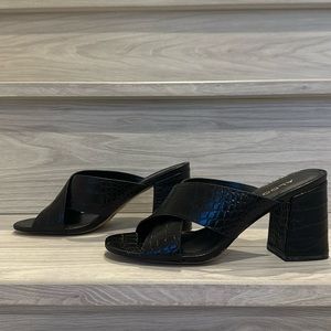 ALDO LEATHER MULE HEELS SIZE 7 US WOMENS